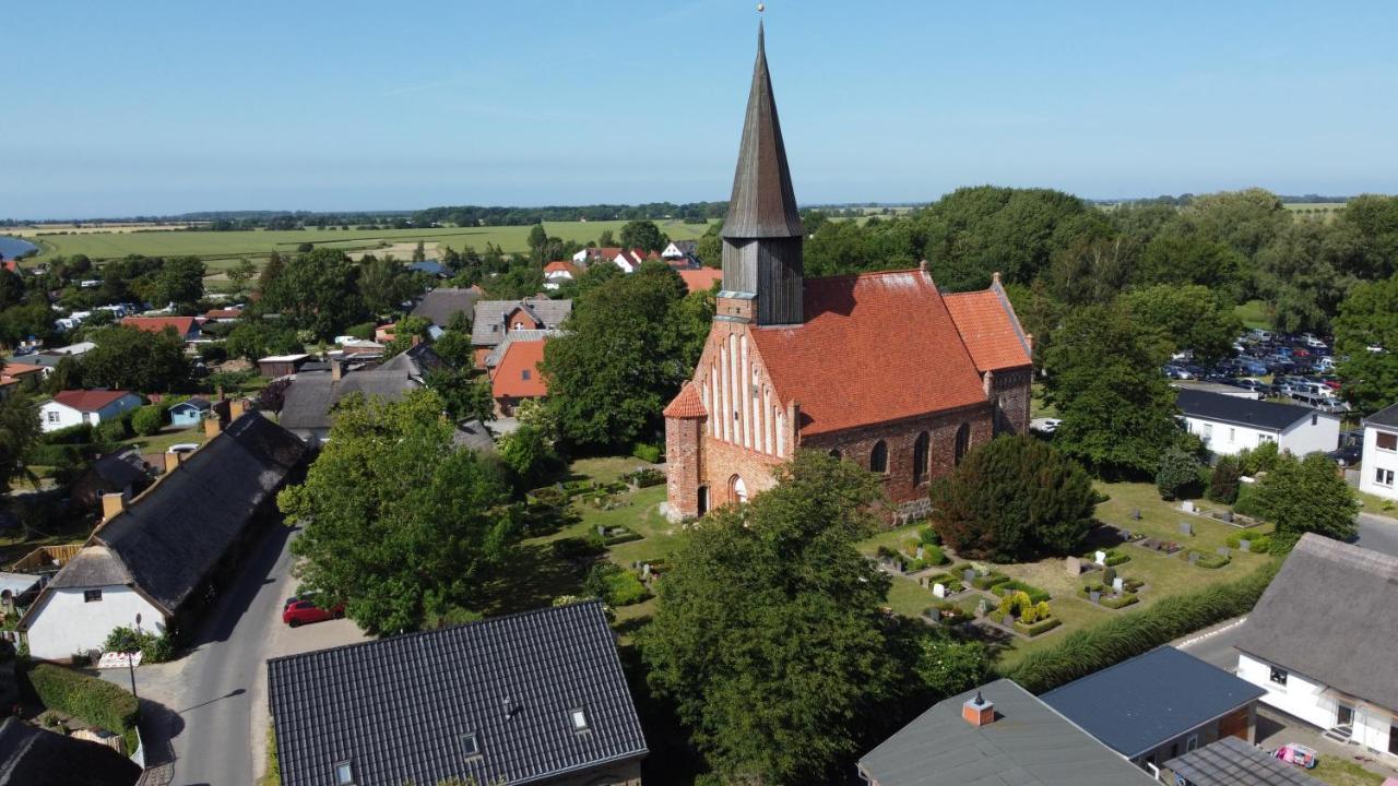 Reetferienhaus - Schaprode Hafen Extérieur photo