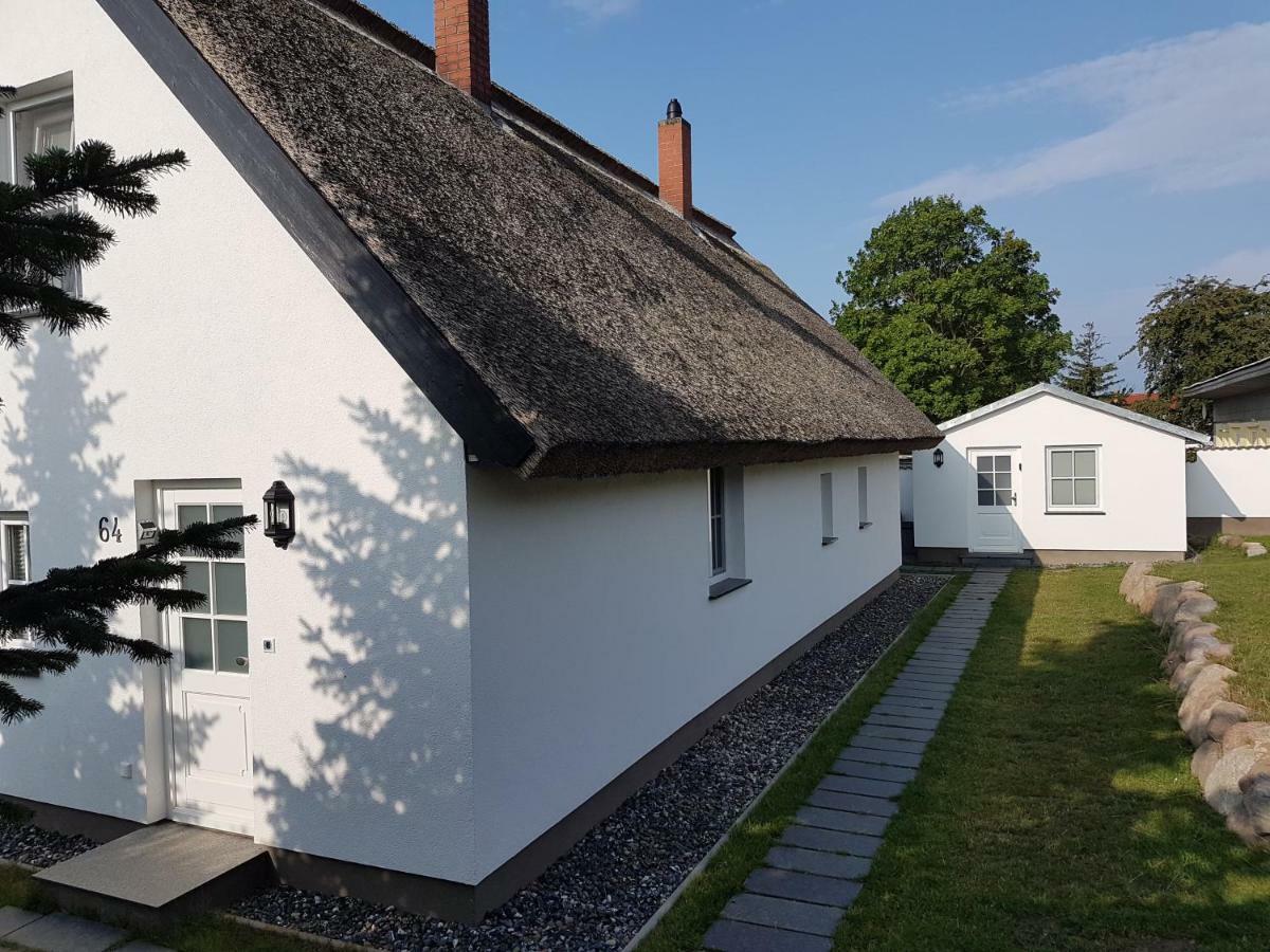 Reetferienhaus - Schaprode Hafen Extérieur photo